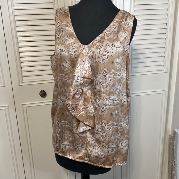 LOFT Tops - Loft Top